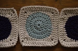 Yarn Tale Collective - [Pattern] - Circle to Square Granny Square - Step-by-Step Tutorial