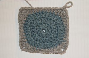 Circle to Square Granny Square - Round 4