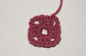 "Multi-Colored Granny Square" - Step-by-Step Tutorial (Round 1)