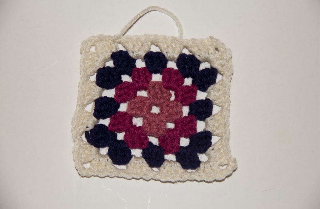 "Multi-Colored Granny Square" - Step-by-Step Tutorial (Round 4)
