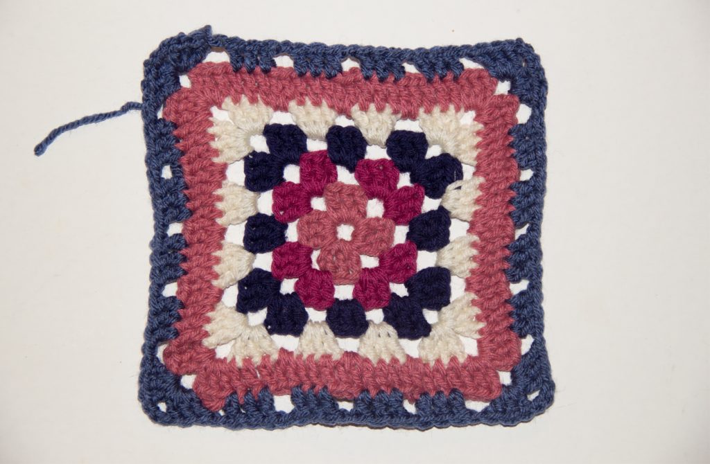 "Multi-Colored Granny Square" - Step-by-Step Tutorial (Round 6)