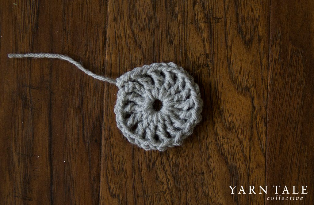 Octagon Wheel Granny - Pattern & Step by Step Tutorial - Yarn Tale Collective