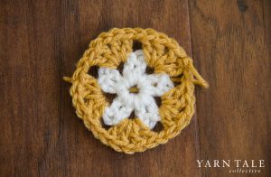 Granny Pentagon - Pattern & Tutorial - Yarn Tale Collective